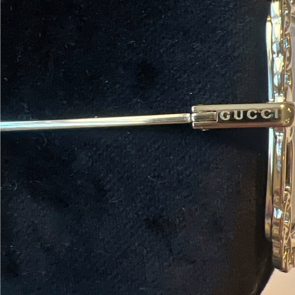 NEW! Gucci Gold Square Sunglasses - Picture 5 of 9